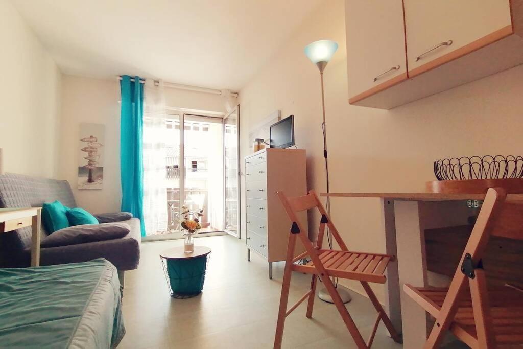 Agreable Studio Avec Terrasse A150M De La Plage Leilighet Saint-Georges-de-Didonne Eksteriør bilde